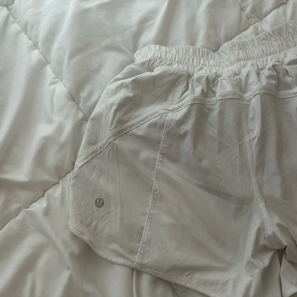 lululemon shorts - Picture 3 of 3